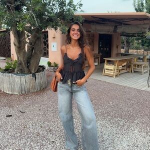 ZARA RUFFLE TIE TOP !